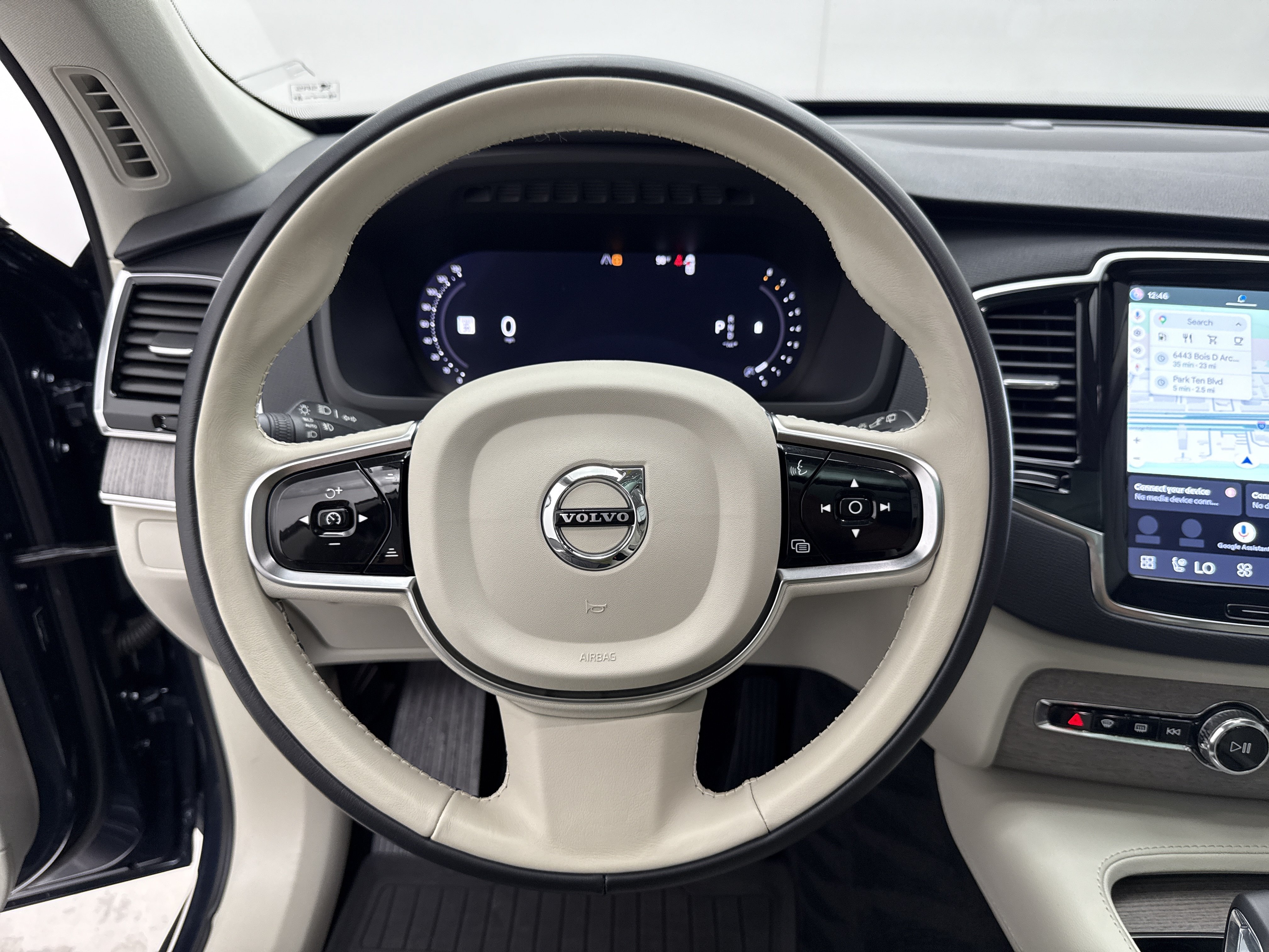 Certified 2024 Volvo XC90 B6 Plus w/ Protection Package Premier AWD/4WD image 15