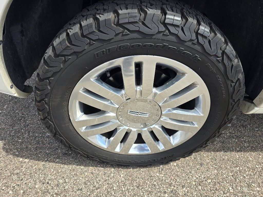 Used 2013 Lincoln Navigator 4WD w/ HD Trailer Tow Pkg image 9