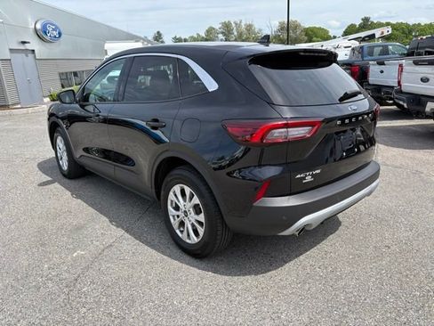 Used 2023 Ford Escape Active w/ Tech Pack #1 AWD/4WD image 5