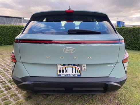 Certified 2024 Hyundai Kona SE AWD/4WD image 6