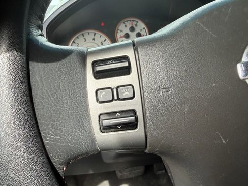 Used 2010 Nissan Titan PRO-4X AWD/4WD image 26