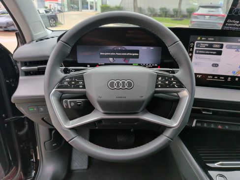 Used 2026 Audi Q3 quattro 2.0T AWD/4WD image 19