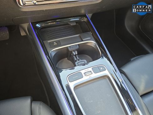 Certified 2024 Mercedes-Benz GLB 250 image 22