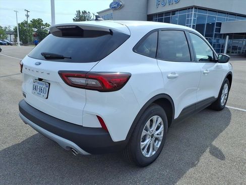 New 2026 Ford Escape Active w/ Cold Weather Package FWD image 4
