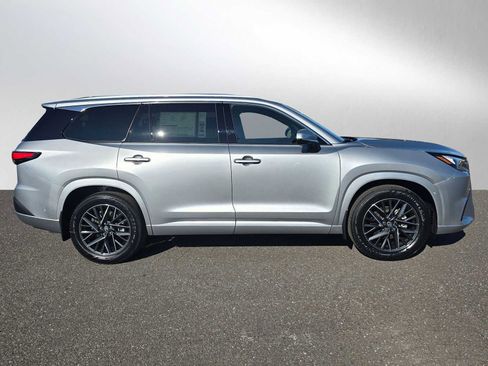 New 2026 Lexus TX 350 AWD image 2