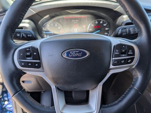 Used 2021 Ford Explorer XLT RWD image 19