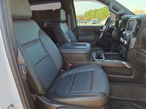 Used 2022 GMC Sierra 2500 Denali image 10