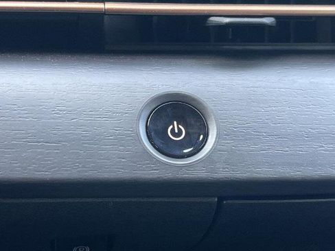 Certified 2023 Nissan Ariya AWD image 9