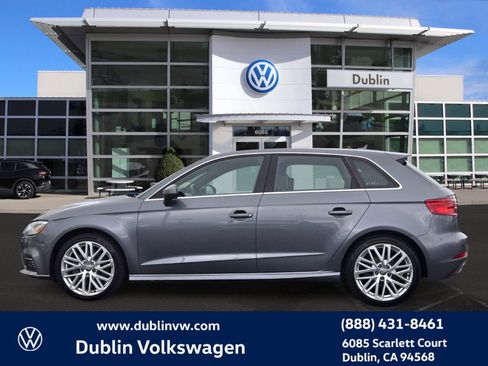 Used 2018 Audi A3 e-tron Premium Plus w/ Technology Package image 7