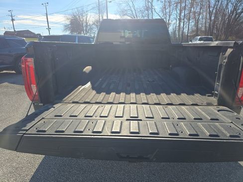 Used 2023 GMC Sierra 3500 SLT w/ SLT Convenience Package image 14