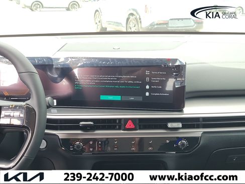 New 2026 Kia Sorento LX FWD image 17