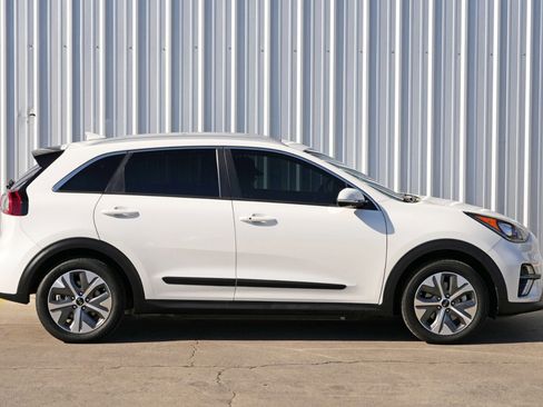 Used 2019 Kia Niro EX Premium image 50