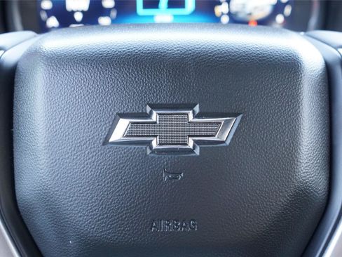 Used 2022 Chevrolet Tahoe Z71 w/ Off-Road Capability Package AWD/4WD image 15