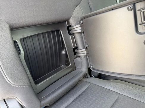 Used 2023 Chevrolet Silverado 1500 Custom image 29