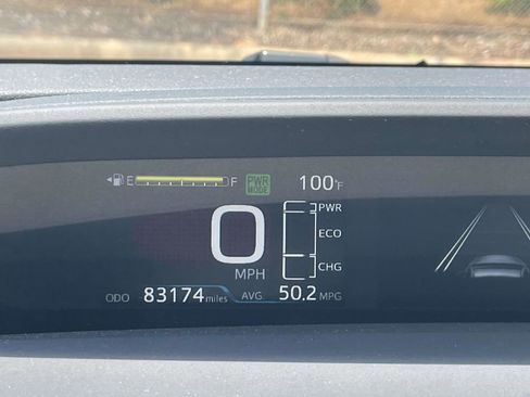 Used 2017 Toyota Prius Two w/ Prius Two Safety Plus Package FWD image 13