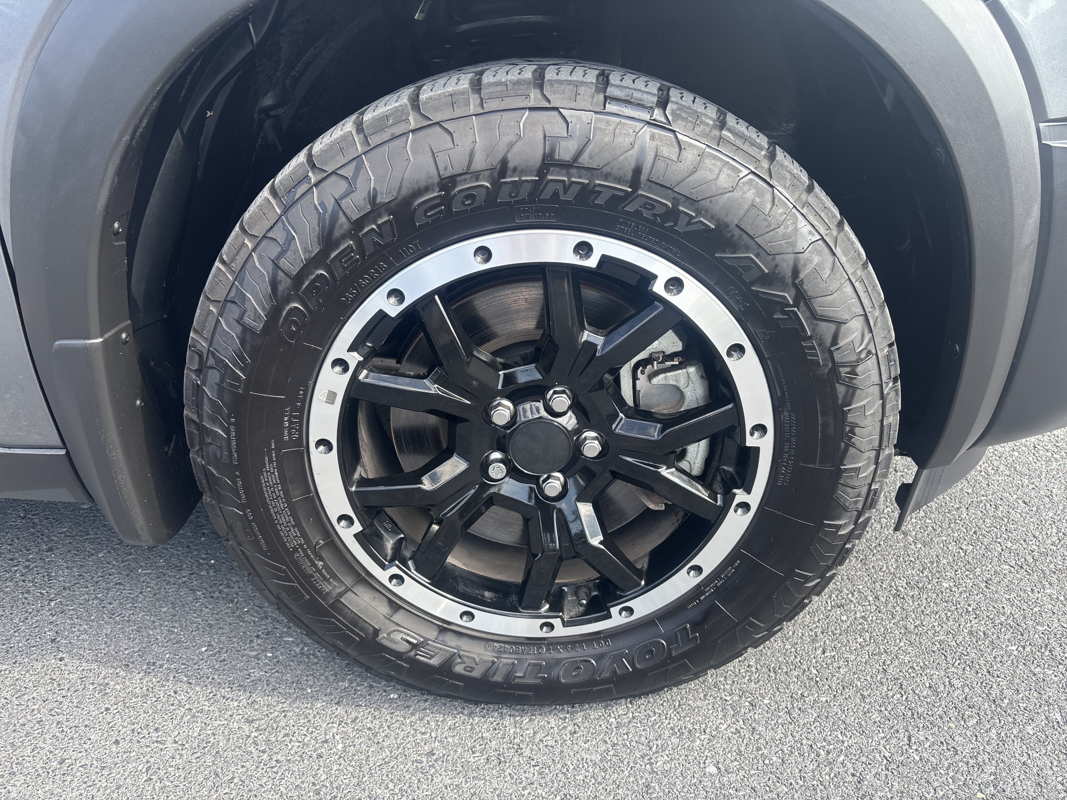 Used 2024 Nissan Pathfinder Rock Creek AWD/4WD image 24