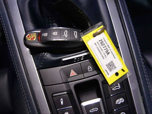 Used 2023 Porsche 718 Boxster GTS image 19