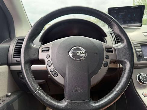 Used 2012 Nissan Sentra 2.0 SR w/ Special Edition Pkg FWD image 13