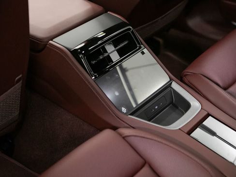 New 2026 Porsche Panamera 4 AWD/4WD image 33