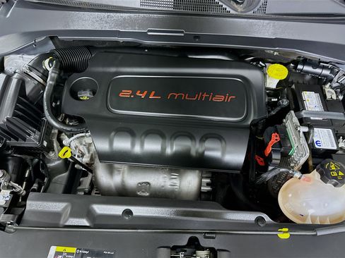 Used 2022 Jeep Compass Latitude w/ Sun and Sound Group image 31