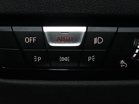 Used 2023 BMW M2 w/ Lighting Package RWD image 43