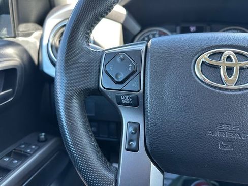 Used 2022 Toyota Tacoma SR5 w/ Technology Package image 23