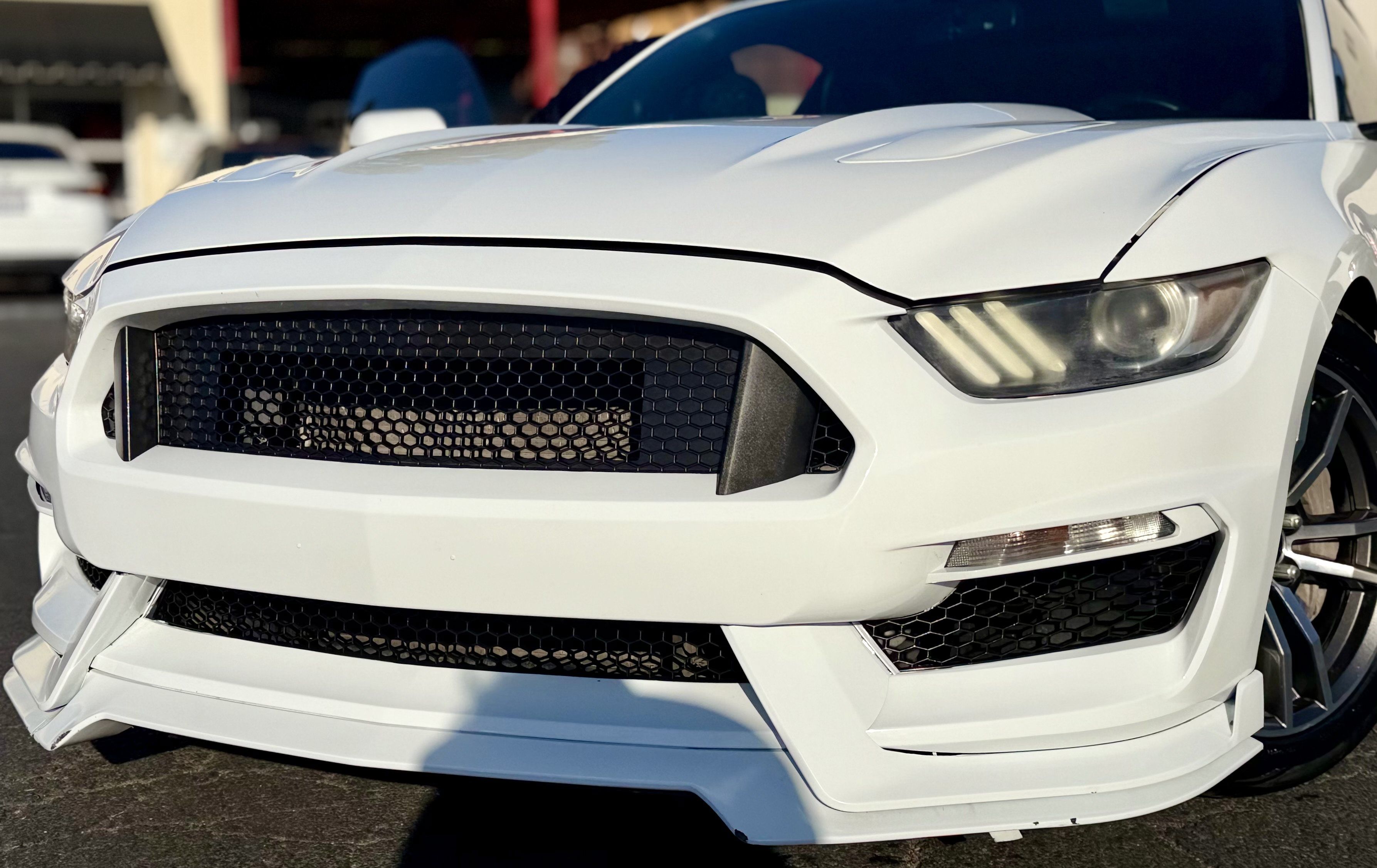 Used 2017 Ford Mustang GT Premium RWD image 7