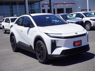 New 2026 Toyota C-HR AWD/4WD video 1