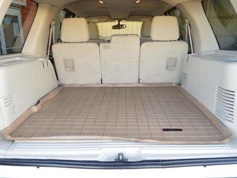 Used 2010 Ford Expedition XLT AWD/4WD image 37