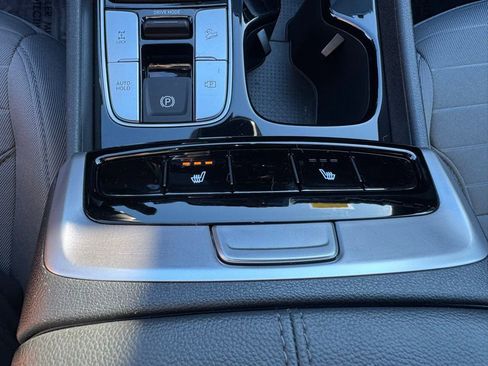 Certified 2023 Hyundai Santa Cruz SEL Premium image 28