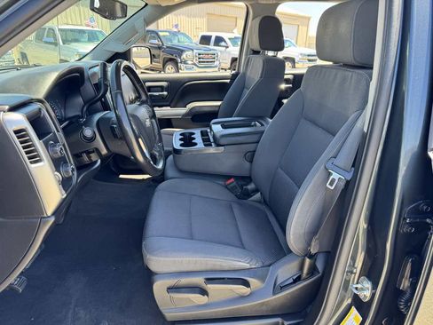 Used 2019 Chevrolet Silverado 1500 LT AWD/4WD image 22