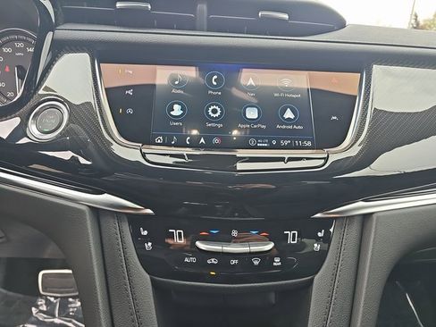 New 2025 Cadillac XT6 Sport w/ Technology Package image 24