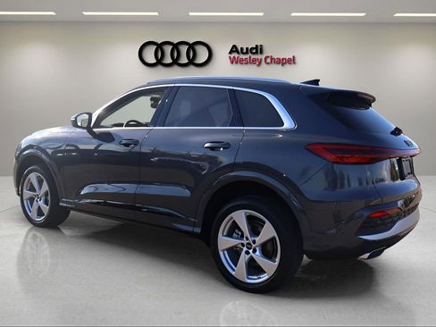 New 2025 Audi Q5 Premium Plus image 3