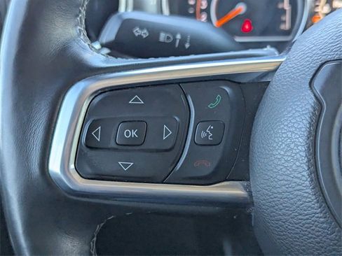 Used 2018 Jeep Wrangler Unlimited Sahara image 26