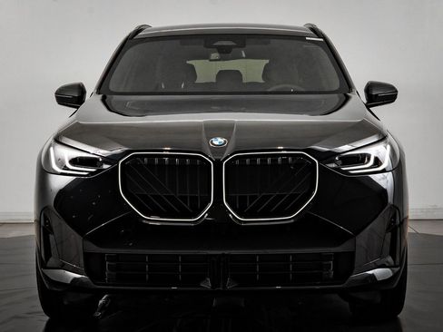 New 2026 BMW X3 xDrive30 w/ M Sport Package image 2