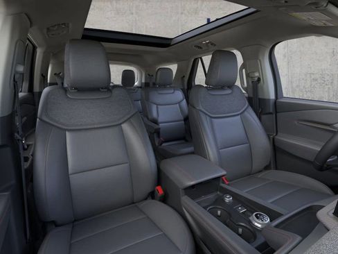 New 2026 Ford Explorer Active w/ Active Comfort Package image 10