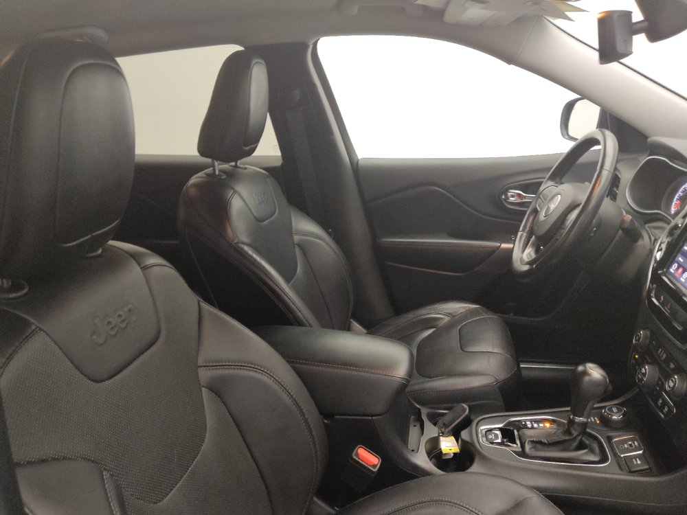 Used 2019 Jeep Cherokee Limited AWD/4WD image 21