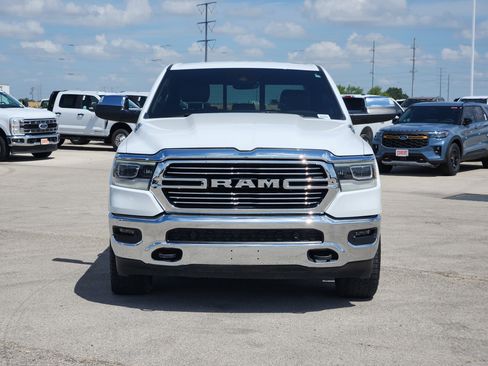 Used 2024 RAM 1500 Laramie AWD/4WD image 2