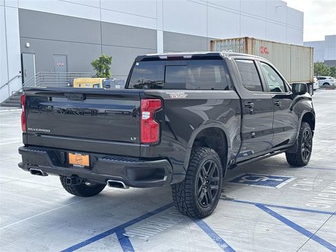 Used 2022 Chevrolet Silverado 1500 LT Trail Boss w/ Convenience Package II image 3