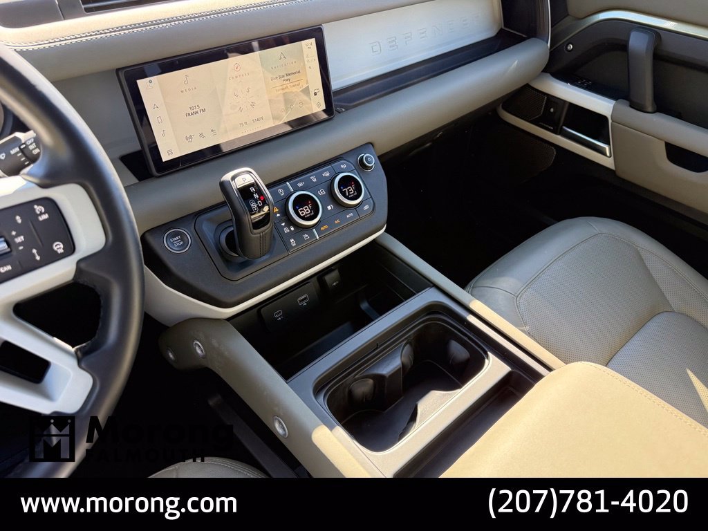 Used 2024 Land Rover Defender 110 S AWD/4WD image 43
