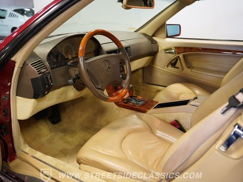 Used 1997 Mercedes-Benz SL 500 image 4