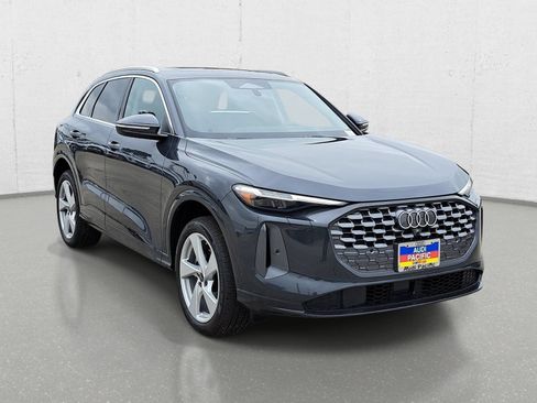 New 2026 Audi Q5 Premium Plus AWD/4WD image 3