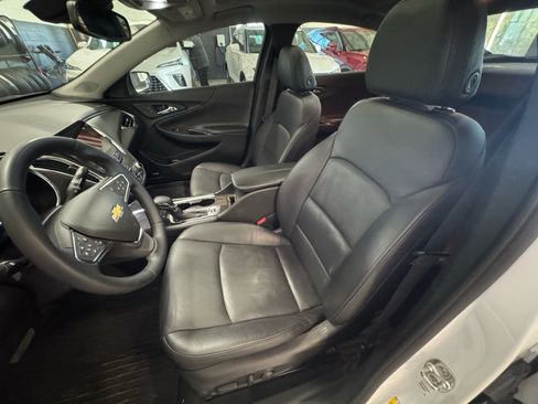 Used 2024 Chevrolet Malibu LT w/ Redline Edition image 16