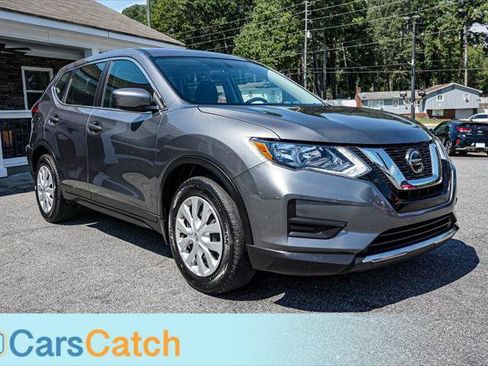 Used 2018 Nissan Rogue S image 10