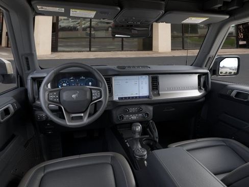 New 2026 Ford Bronco Outer Banks image 9