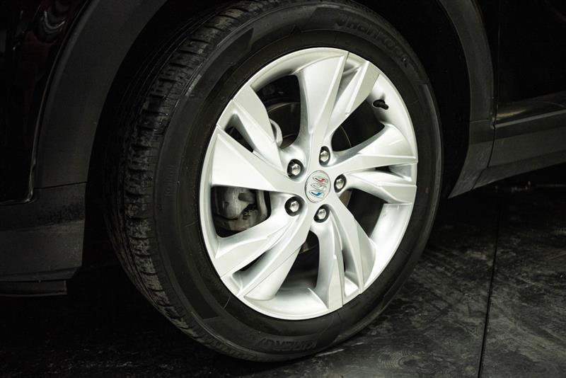 Used 2024 Buick Encore GX Preferred FWD image 3