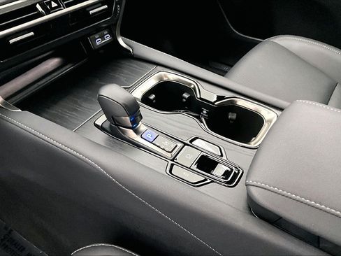 Used 2025 Lexus RX 350 Premium w/ Convenience Package FWD image 15