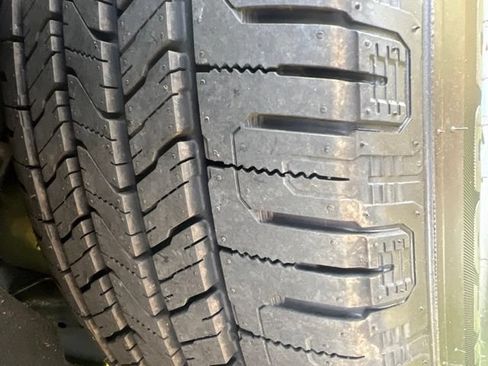Used 2025 Ford Expedition Max Active AWD/4WD image 10