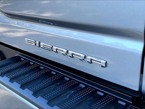 Used 2025 GMC Sierra 2500 Denali w/ Denali Reserve Package image 10