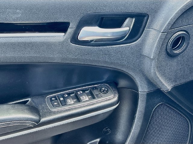 Used 2022 Chrysler 300 S RWD image 15